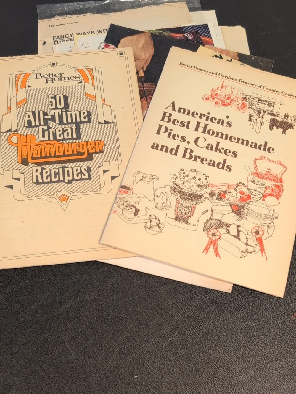 Vintage 1953 Hardbound Better Homes And Gardens New Cookbook.
